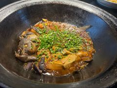 -鱼窝棚柴火铁锅炖(富山屯店)