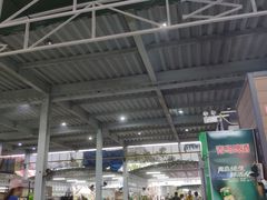 大堂-四川小胡子海鲜(丁村万人海鲜广场店)