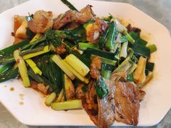 -华光驿站私房菜·黑金冠