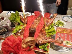 -沪上名羊天下•烤羊腿•东北烧烤•小龙虾(浦东直营总店)