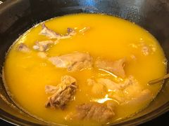 -鲜入围煮花胶鸡海鲜火锅