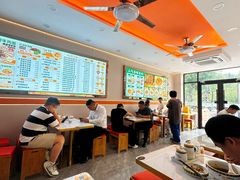 -嘻小北·兰州清汤牛肉面(太平洋森活天地店)