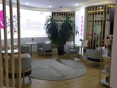 -爱月宝月嫂·育儿嫂(哈尔滨总店)