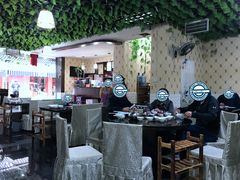 大堂-黔府豆米火锅野菜馆(南马店)