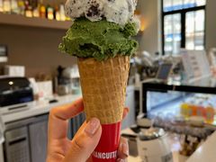 -Fridi Patisserie Cafe