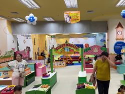 -莫莉幻想儿童乐园(北京丰台永旺店)