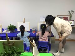 -小院儿童绘馆(富国里店)