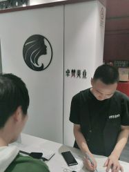 -卓梵美发·精品Salon