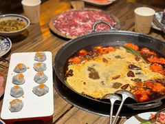 -旧街市鲜货老火锅(大光路店)