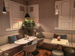 -潮一不贰·法式甜品·生日蛋糕·西式简餐(外滩店)