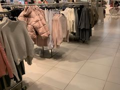 -H&M(鹏欣水游城店)