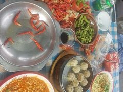 -老街烧烤大排档·地道湖北菜·龙虾馆(汉口火车站店)