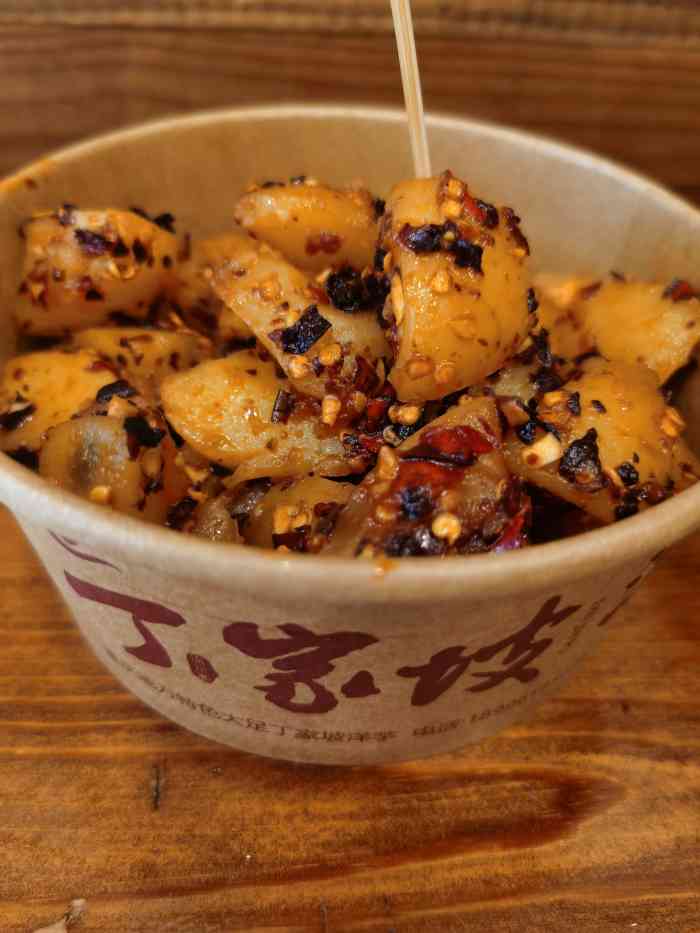 丁家坡洋芋(观音桥好吃街店)-"「凉拌洋芋」更多的人选择了锅巴洋芋