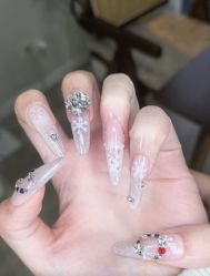 -槿里日式美甲工作室