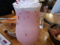 -more than meow吴止猫主题餐厅(承德 中船汇店)