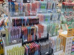 -九木杂物社(北京广安门天虹商场店)