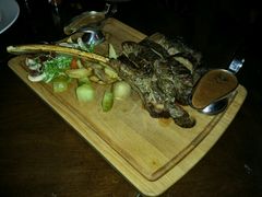 乌拉圭战斧牛排-成桂西餐厅·42年的味道(五大道疙瘩楼店)