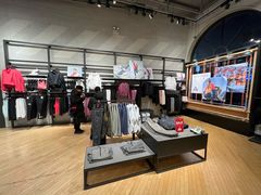 -NIKE品牌体验店(南京东路店)