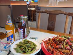 -乡土黄·鲜牛肉火锅·小龙虾(兴业街店)
