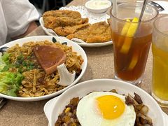 干免治牛肉饭-喜莲咖啡