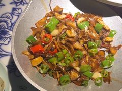 -卢大鲜鱼头捞饭(美利广场店)