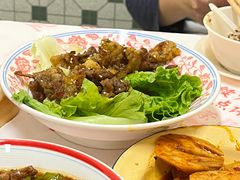 -堂瓦里·33年传统赣菜(第一街区店)