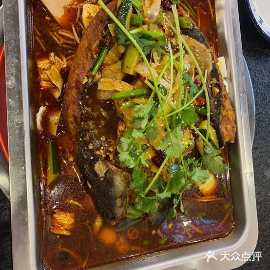 鸡煲王石锅鱼