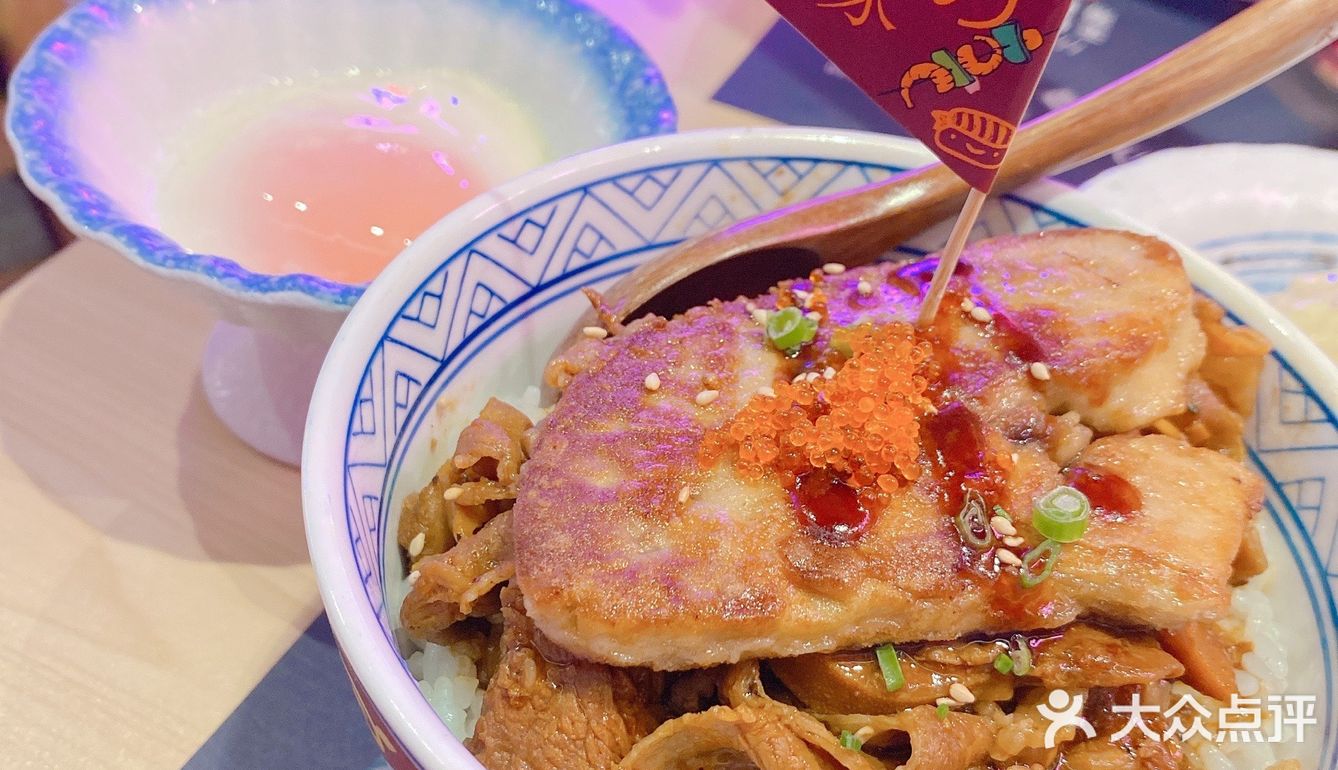 新店开业必须凑热闹