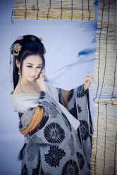 点击看大图 -九月鹰飞汉服摄影工作室