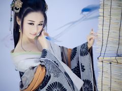 -九月鹰飞汉服摄影工作室