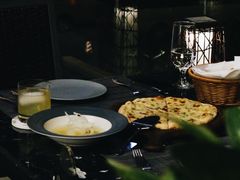 -卡普里披萨·牛扒·下午茶
