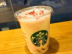 草莓酸奶星冰乐-星巴克臻选(武汉首义汇店)