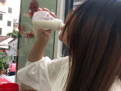-周大娘牛乳(旧寨古村总店)
