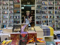 -钟书阁(松江泰晤士小镇店)