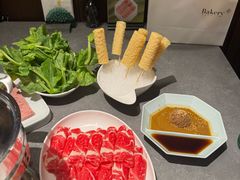 -鼎鼎香·港式火锅(北京SKP店)