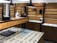-罗伯特眼镜·蔡司官方授权(罗湖国贸店)