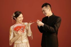 -巴黎恋人婚纱摄影(东莞总店)