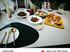 -ins森林童话餐厅coffee&bistro