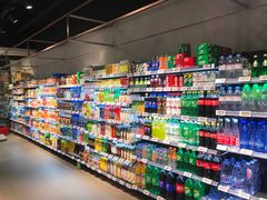 -中百仓储超市有限公司(越秀星汇维港店)