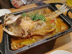 烤度小烤鱼-路边摊小炉子烧烤