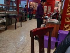 大堂-邢家锅贴老店·非遗·开封菜(金明广场店)