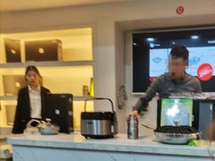 -鸿一饭店(隐秀路店)