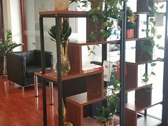 -上汽荣威飞凡体验中心(莲池南二环店)