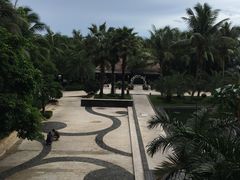 -三亚湾海居铂尔曼度假酒店