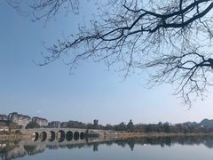 -叠彩山景区