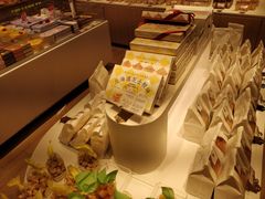 -好利来(曲江龙湖店)