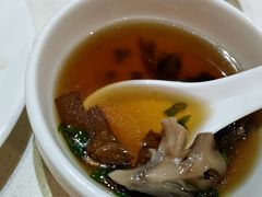 姬松茸菌汤拼盘锅-海底捞火锅(中商百货店)