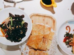 -小鱼小牛·鱼牛干锅·脆鱼火锅(世欧广场店)