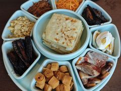 -静之湖湖畔餐厅