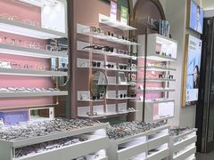 -GOOMI久米眼镜·蔡司·依视路·明月官方授权店(龙德紫金店)